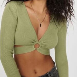 Garage • Green Long Sleeve Crop Top